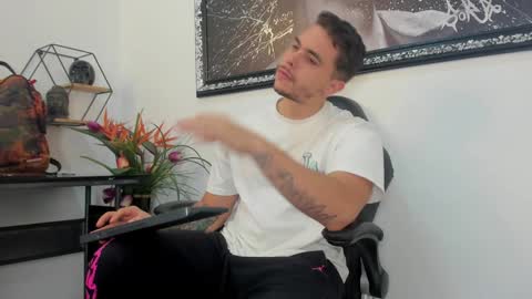 Liam online show from 01-27-25, 03:07