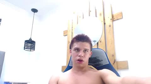 liam_york online show from 01-12-26, 04:50