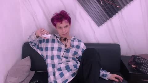 liam_york online show from 04-26-26, 04:37