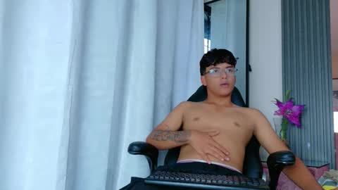 LiamANDjordan online show from 11-04-25, 10:31