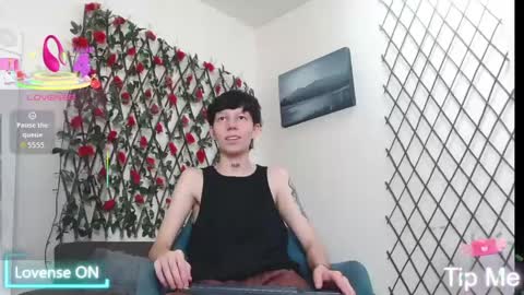 Snapshot of liambrown09 chatting on 05-28-26, 08:17 Liam online show from 05-28-26, 08:17