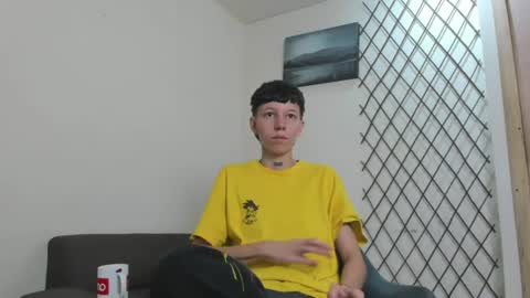 Snapshot of liambrown09 chatting on 06-09-26, 07:14 Liam online show from 06-09-26, 07:14