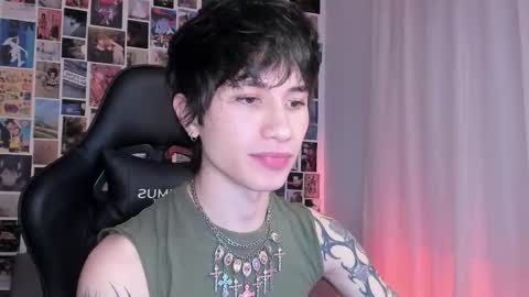 Liam online show from 03-05-25, 04:24