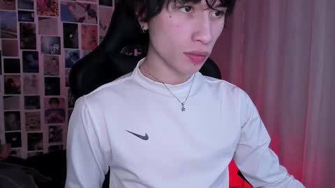 Liam online show from 11-19-25, 05:07