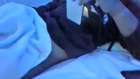 Snapshot of liamk121 chatting on 12-15-25, 05:23 liamk121 online show from 12-15-25, 05:23