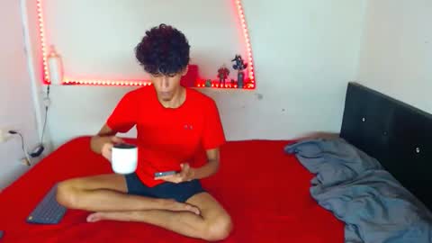 Snapshot of liammendoza98 chatting on 04-16-26, 02:56 LIAM KAI online show from 04-16-26, 02:56
