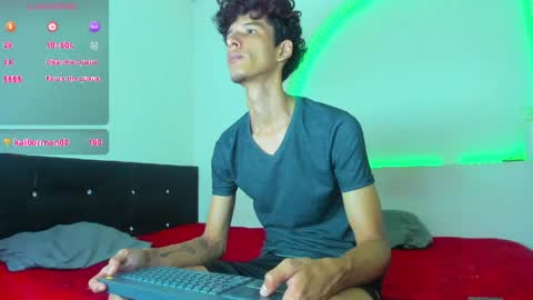 Snapshot of liammendoza98 chatting on 05-13-26, 12:02 LIAM KAI online show from 05-13-26, 12:02