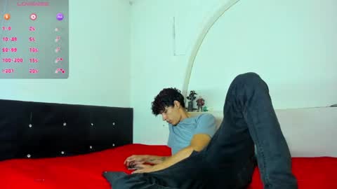 Snapshot of liammendoza98 chatting on 05-21-26, 12:12 LIAM KAI online show from 05-21-26, 12:12