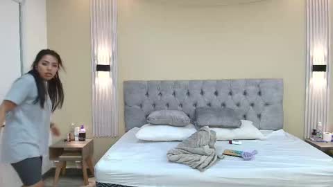 Snapshot of liamonroee_ chatting on 09-22-25, 11:45 L I A M O N R O E online show from 09-22-25, 11:45