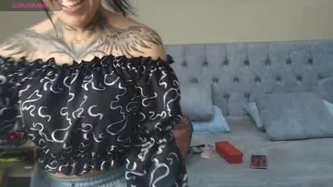 Snapshot of liamonroee_ chatting on 10-02-25, 11:39 L I A M O N R O E online show from 10-02-25, 11:39