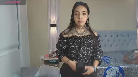 Snapshot of liamonroee_ chatting on 10-11-25, 11:53 L I A M O N R O E online show from 10-11-25, 11:53