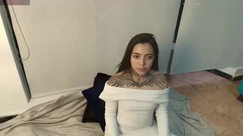 Snapshot of liamonroee_ chatting on 11-12-25, 11:43 L I A M O N R O E online show from 11-12-25, 11:43