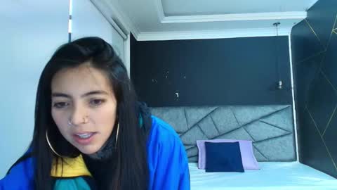 Snapshot of liamonroee_ chatting on 11-16-25, 12:22 L I A M O N R O E online show from 11-16-25, 12:22