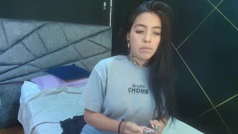 Snapshot of liamonroee_ chatting on 12-05-25, 11:52 L I A M O N R O E online show from 12-05-25, 11:52