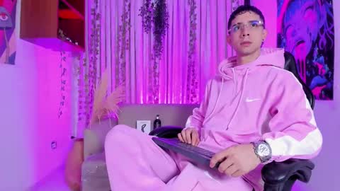 Liam online show from 02-21-26, 09:38