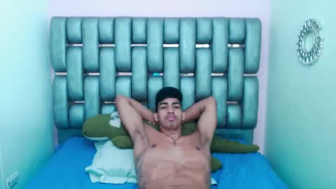 Snapshot of liamwyat chatting on 12-01-25, 10:42 L I A M online show from 12-01-25, 10:42