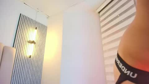 lian_cameron online show from 05-27-26, 02:19