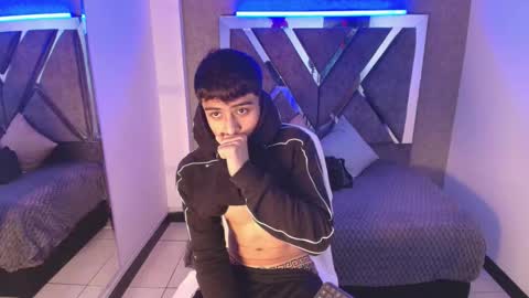 lian online show from 09-17-25, 05:09