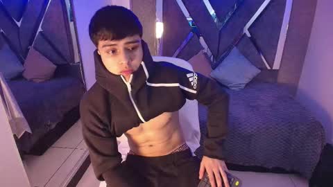 lian online show from 10-17-25, 04:15