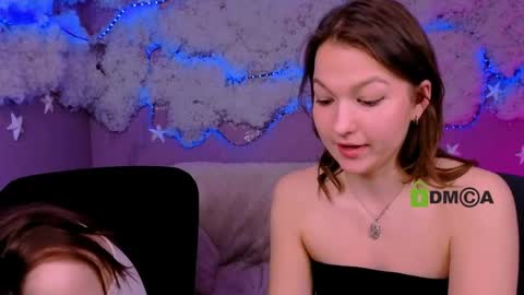 Snapshot of liana_best chatting on 05-04-26, 07:43 Li online show from 05-04-26, 07:43