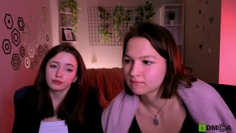 Snapshot of liana_best chatting on 05-19-26, 01:56 Li online show from 05-19-26, 01:56