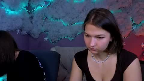Snapshot of liana_best chatting on 06-08-26, 07:14 Li online show from 06-08-26, 07:14