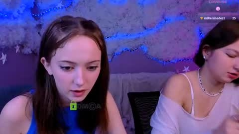 Snapshot of liana_best chatting on 06-11-26, 07:12 Li online show from 06-11-26, 07:12