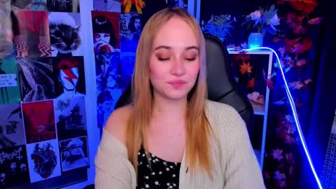 Snapshot of liana_bright chatting on 12-06-24, 02:02 Liana online show from 12-06-24, 02:02