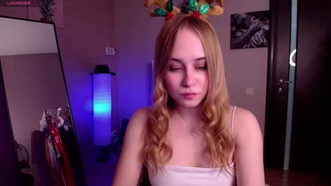 Snapshot of liana_bright chatting on 12-26-24, 02:12 Liana online show from 12-26-24, 02:12