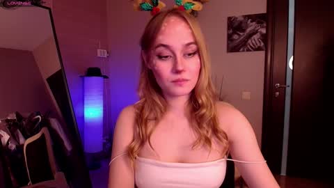 Snapshot of liana_bright chatting on 12-26-24, 05:26 Liana online show from 12-26-24, 05:26