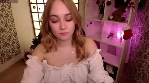 Snapshot of liana_bright chatting on 01-17-25, 05:11 Liana online show from 01-17-25, 05:11