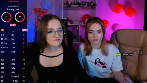 Snapshot of liana_kisses chatting on 02-14-25, 08:59 Little Liana  online show from 02-14-25, 08:59