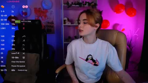 Snapshot of liana_kisses chatting on 02-15-25, 12:04 Little Liana  online show from 02-15-25, 12:04