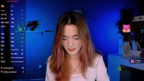 Snapshot of liana_kisses chatting on 10-09-25, 07:23 Little Liana  online show from 10-09-25, 07:23