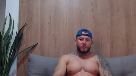 Snapshot of lianjones9 chatting on 01-29-25, 12:12 lianjones9 online show from 01-29-25, 12:12