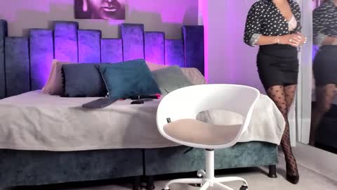 Lian online show from 03-11-25, 07:47