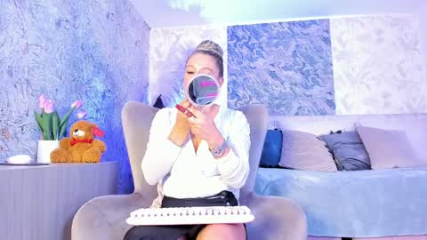 Lian online show from 03-31-26, 07:36