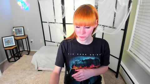 Lianna Lawson online show from 01-08-25, 02:57