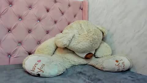 Grace online show from 03-26-26, 02:55