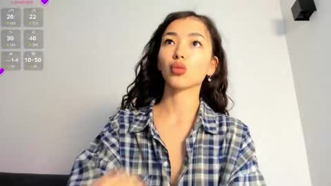 Snapshot of lianye chatting on 09-12-25, 07:41 Lian online show from 09-12-25, 07:41