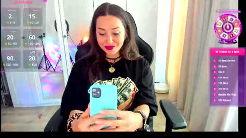 Snapshot of liaquinn chatting on 06-10-26, 10:47 LiaQuinn online show from 06-10-26, 10:47