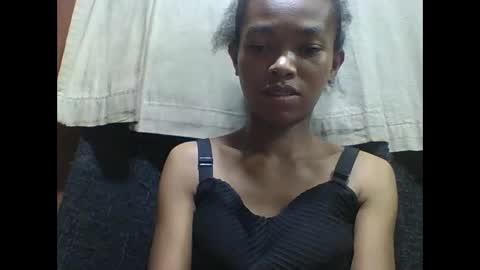 liaraisha online show from 10-01-25, 03:07