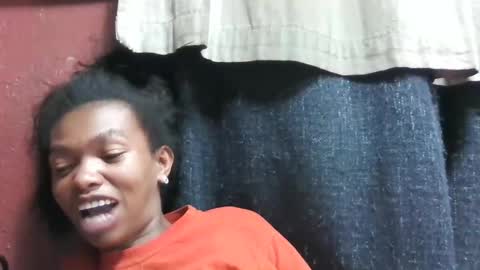 liaraisha online show from 04-23-26, 10:36