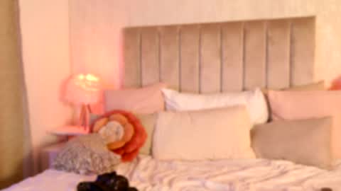 Snapshot of liarasol chatting on 04-28-26, 09:20 Liora online show from 04-28-26, 09:20