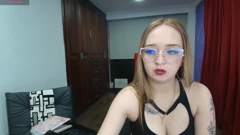Lia Roberts online show from 12-02-24, 11:07