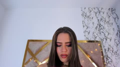 Snapshot of liaruso chatting on 05-14-26, 06:15 liaross online show from 05-14-26, 06:15