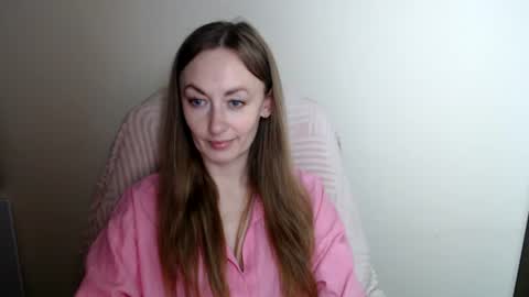 Lia online show from 06-14-26, 11:12