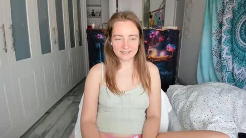 Sasha online show from 04-25-26, 01:41