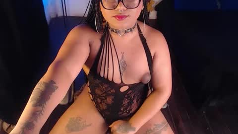 Snapshot of liascarlett chatting on 11-24-25, 03:17 LiaScarlett online show from 11-24-25, 03:17