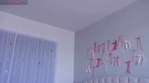 Lia online show from 03-01-26, 04:03